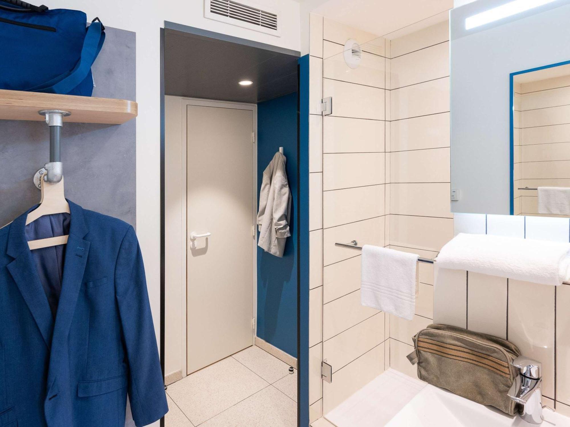 ibis budget Lyon Centre Confluence Eksteriør billede