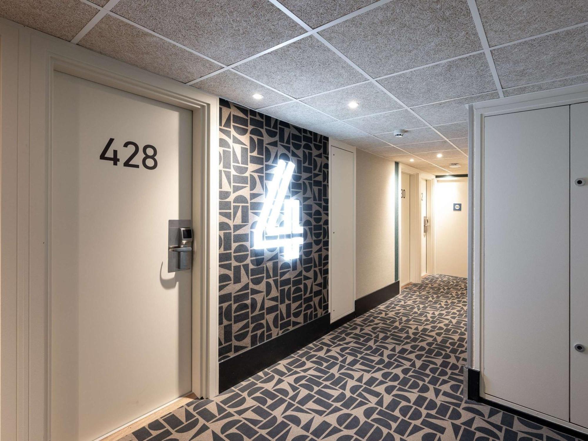 ibis budget Lyon Centre Confluence Eksteriør billede