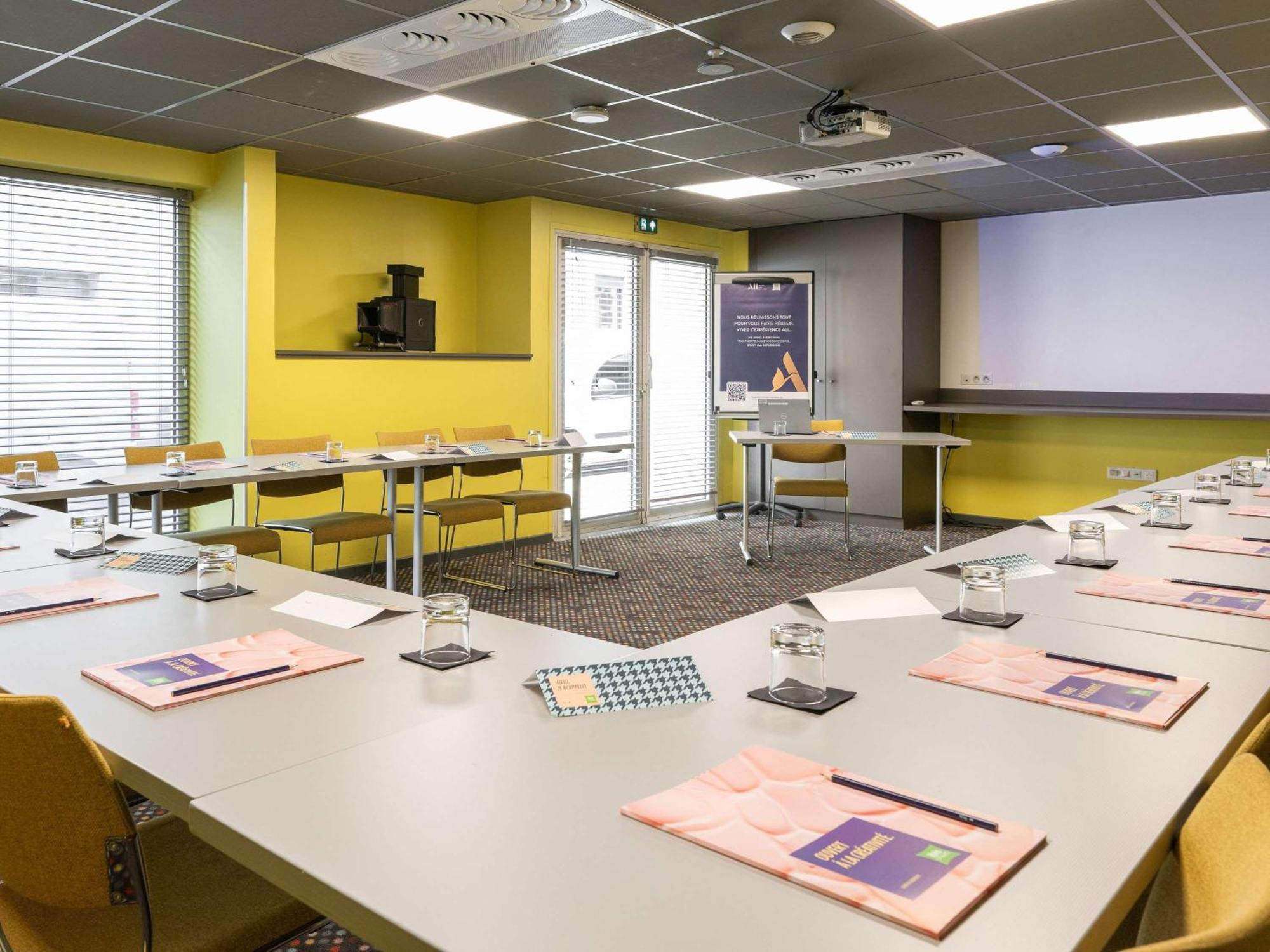 ibis budget Lyon Centre Confluence Eksteriør billede