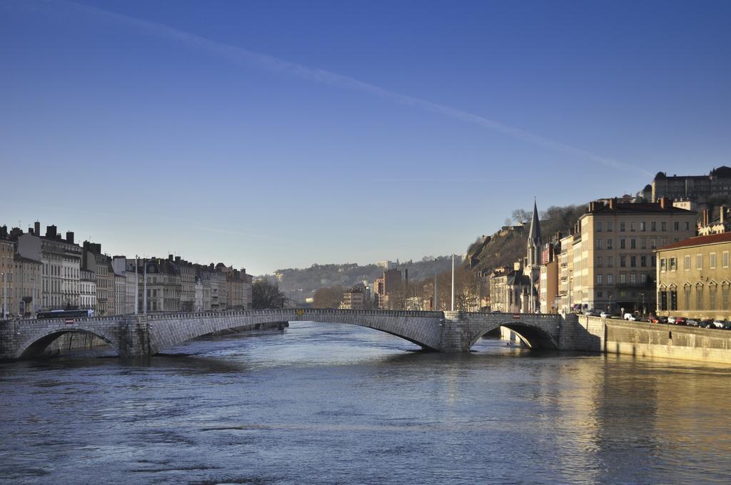ibis budget Lyon Centre Confluence Eksteriør billede